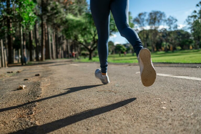 Rola wody w metabolizmie – dlaczego nawodnienie jest kluczowe?